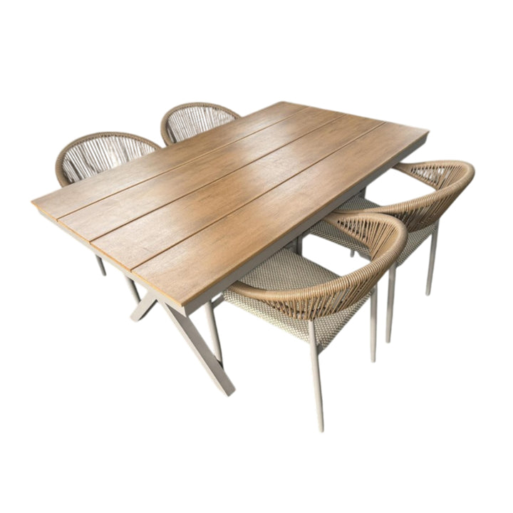 Celosia Wooden Outdoor Dining Set