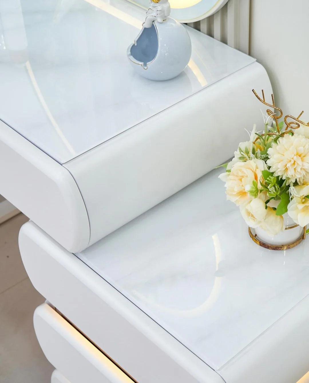 Kansas LED Vanity Dressing Table