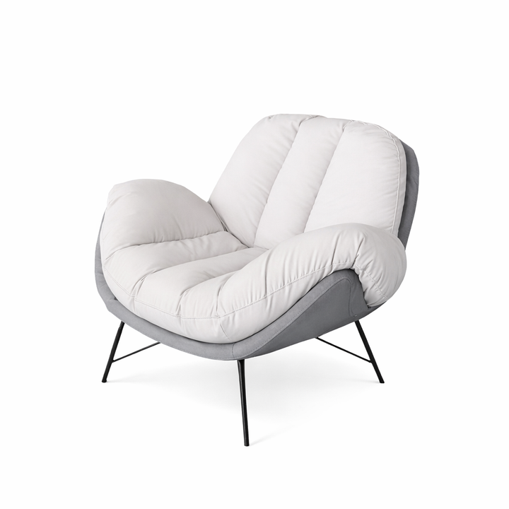 Clara Chic Lounge Chair